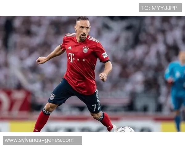 足球明星高空踢球的传奇瞬间揭秘与背后故事分享